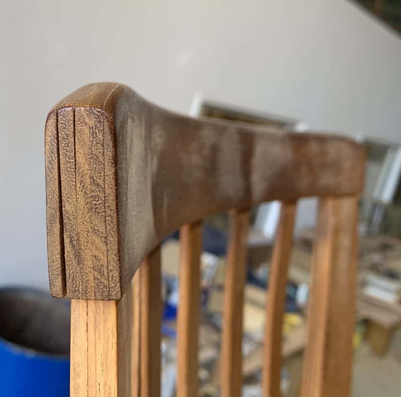 Delaminating crest rail