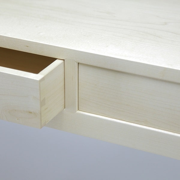 Rosa Side Table in rock maple