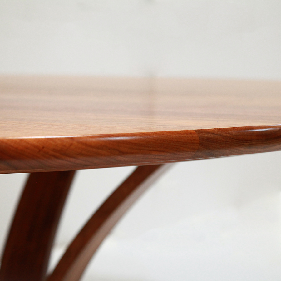 Round blackwood solid timber Australian made 8 seat dining table.